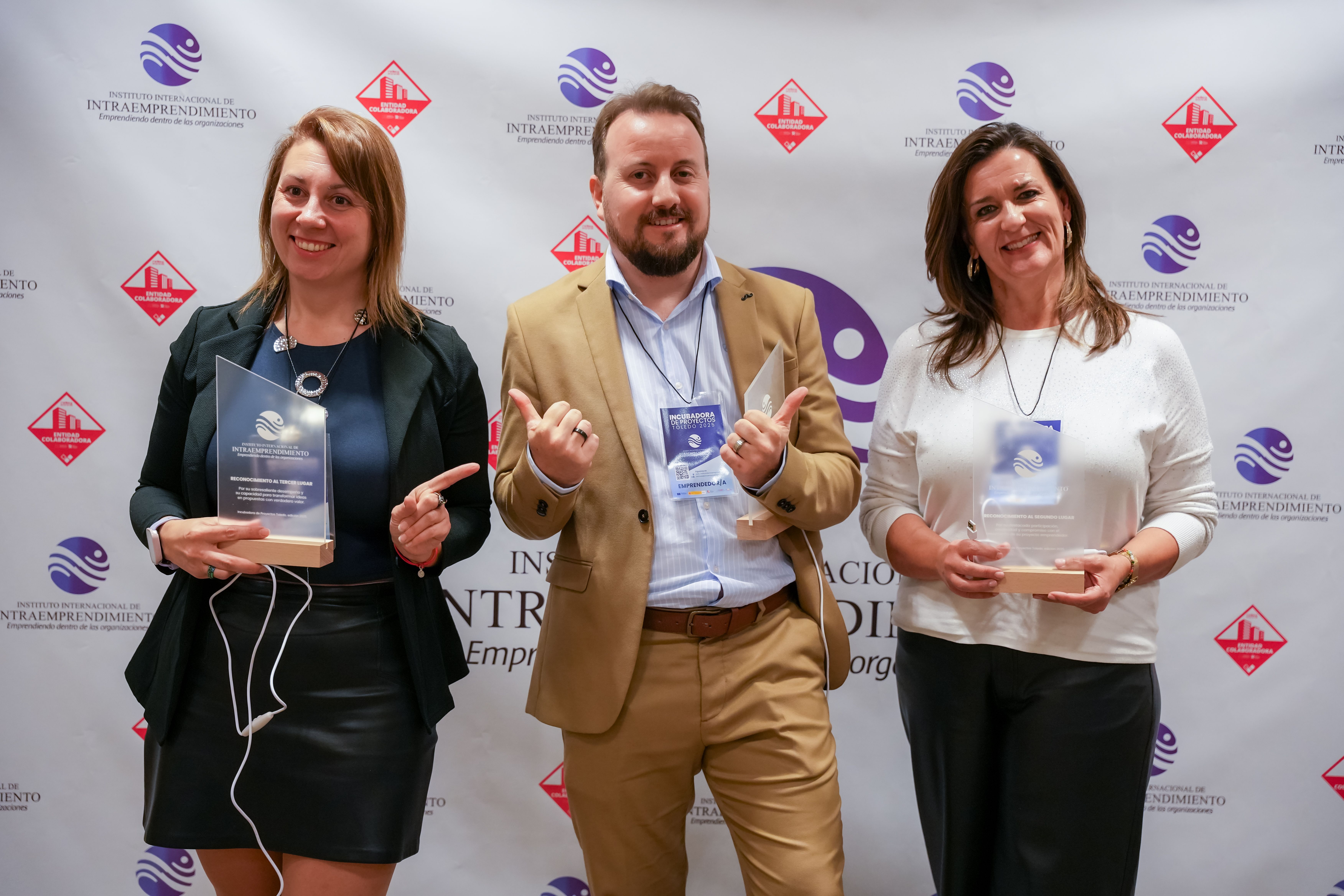 Talento, visión y estrategia: así brillaron los ganadores de la Incubadora de Proyectos del Instituto Internacional de Intraemprendimiento